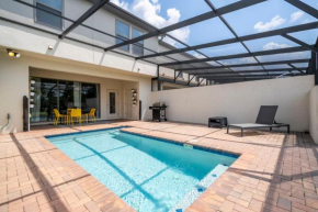 Fabulous 5BR Townhome Pet Friendly - Private Pool - Windsor Island